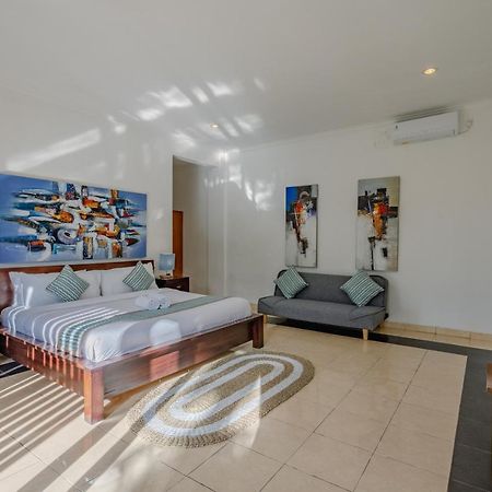 Villa Alleira Seminyak By Best Deals Asia Hospitality מראה חיצוני תמונה