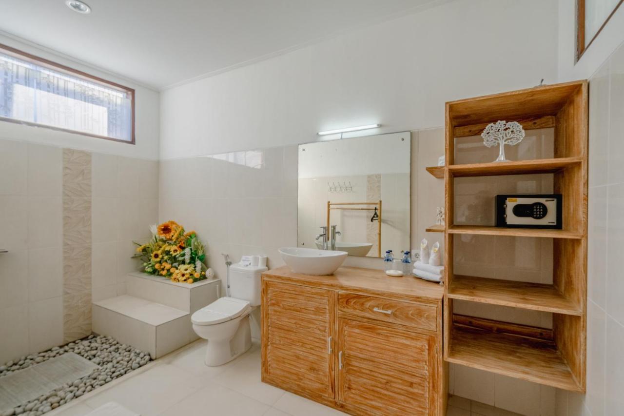 Villa Alleira Seminyak By Best Deals Asia Hospitality מראה חיצוני תמונה