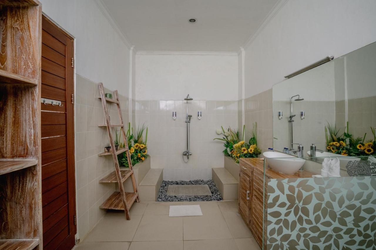 Villa Alleira Seminyak By Best Deals Asia Hospitality מראה חיצוני תמונה
