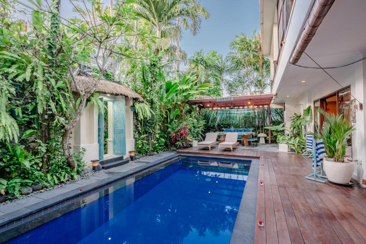 Villa Alleira Seminyak By Best Deals Asia Hospitality מראה חיצוני תמונה
